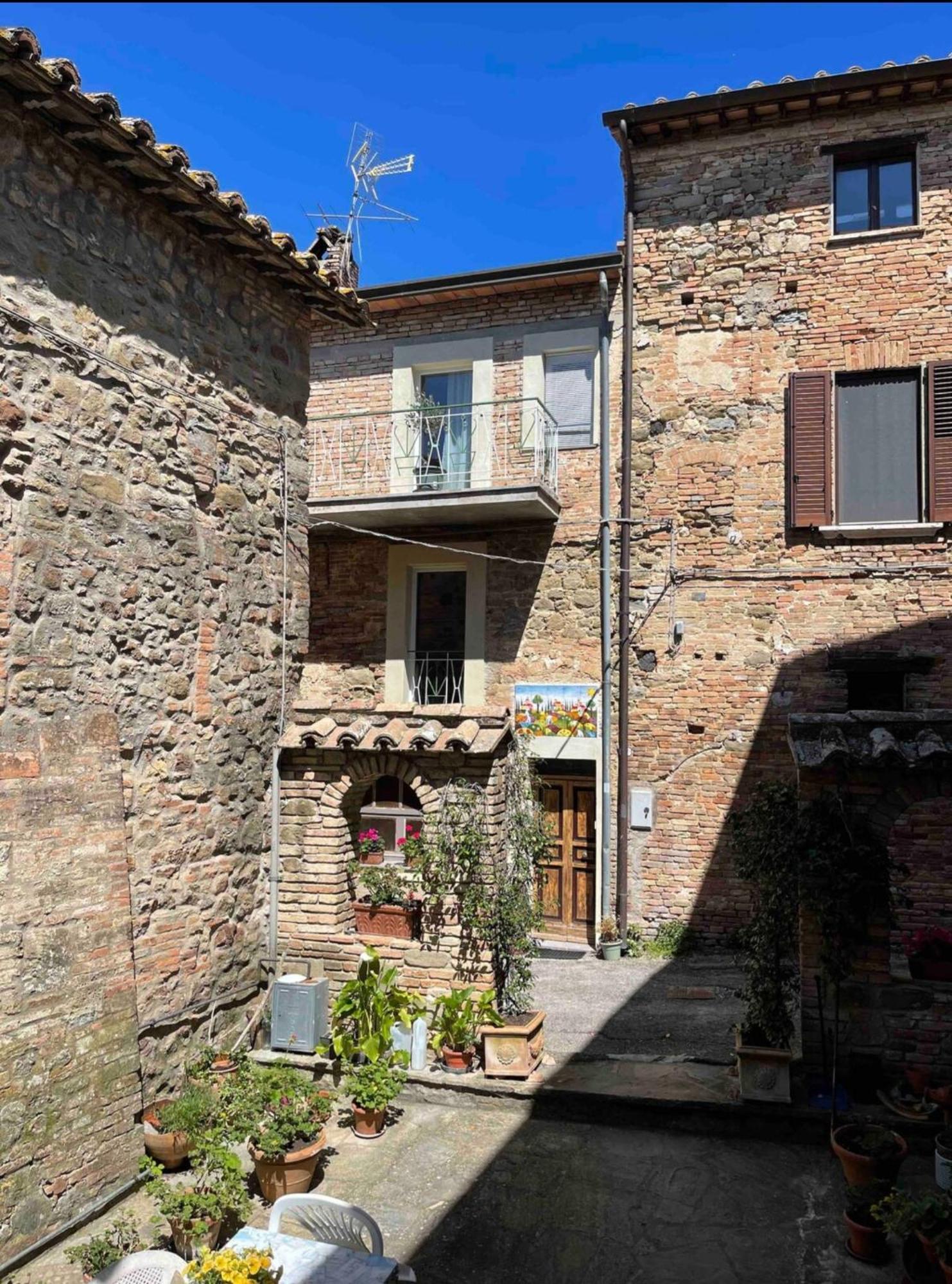 Casa Il Sole, Vicino Deruta Assisi Perugia Monte Falco Esterno foto